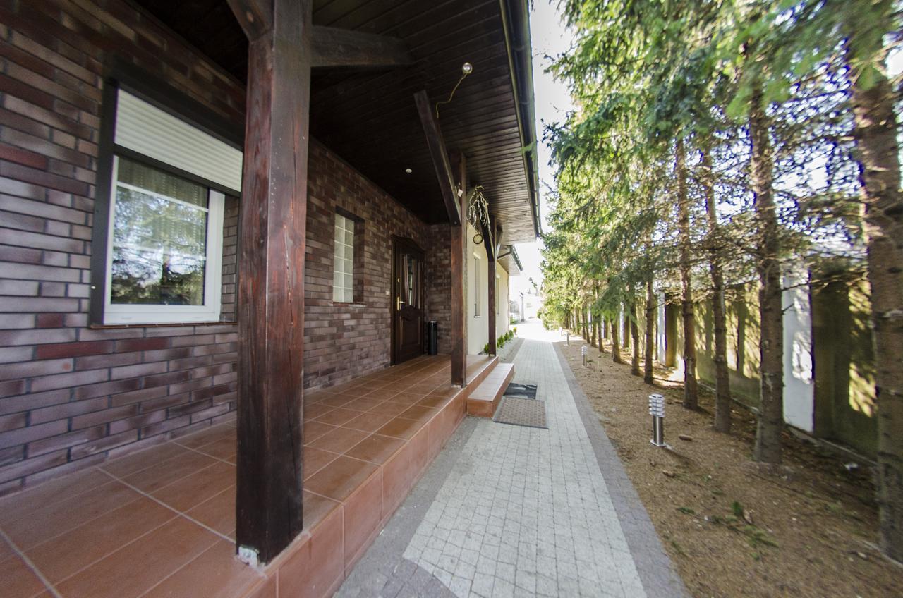 Villa Hof Luboń Dış mekan fotoğraf